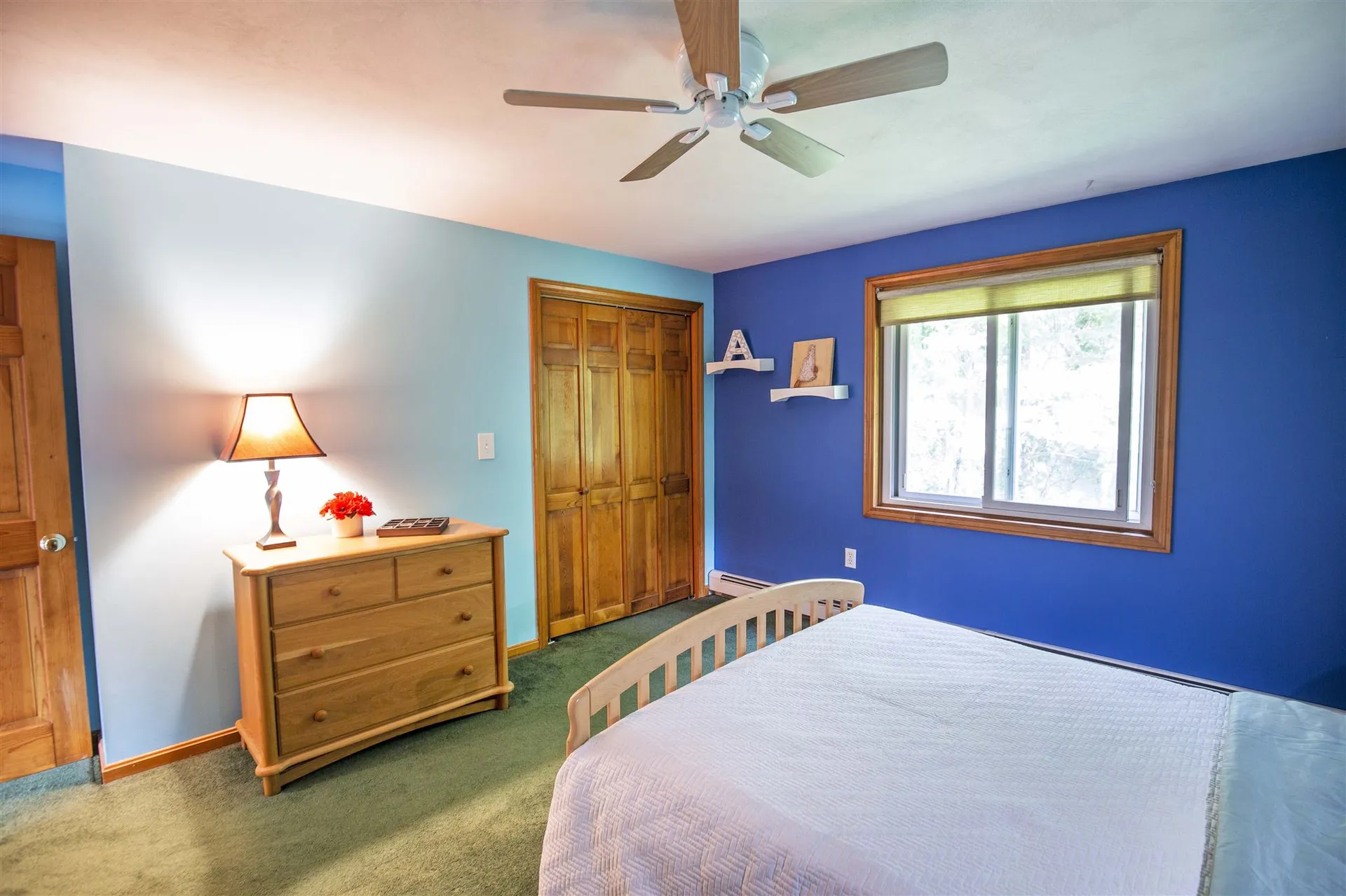 8 Moulton Drive Londonderry NH 03053