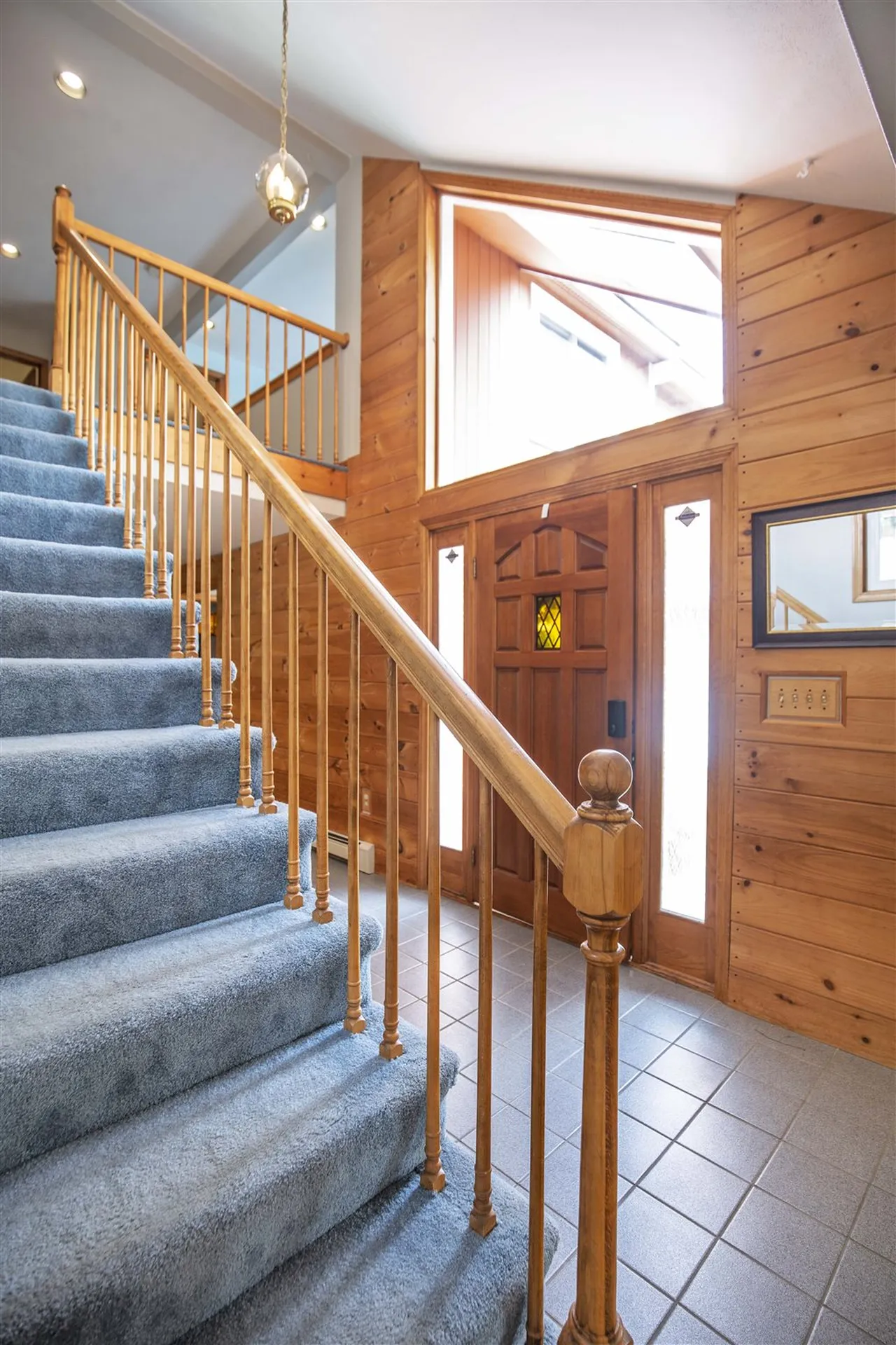 8 Moulton Drive Londonderry NH 03053