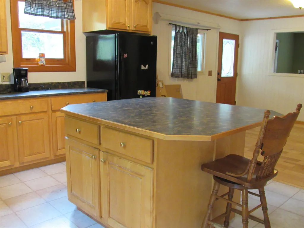 17 Hamlin Avenue Gorham NH 03581
