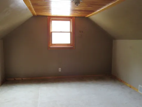 17 Hamlin Avenue Gorham NH 03581