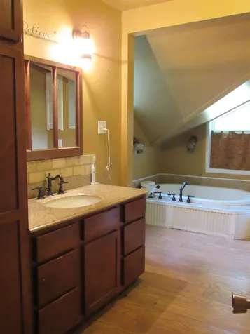 17 Hamlin Avenue Gorham NH 03581