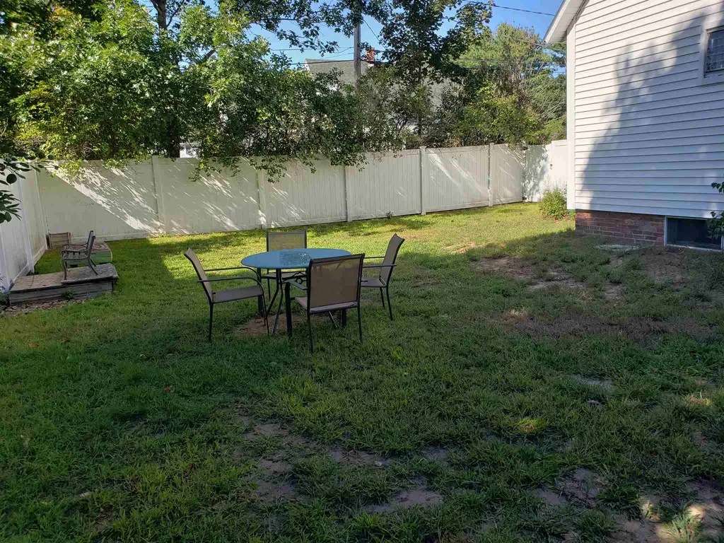 82 Lilac Street Concord NH 03303-1893