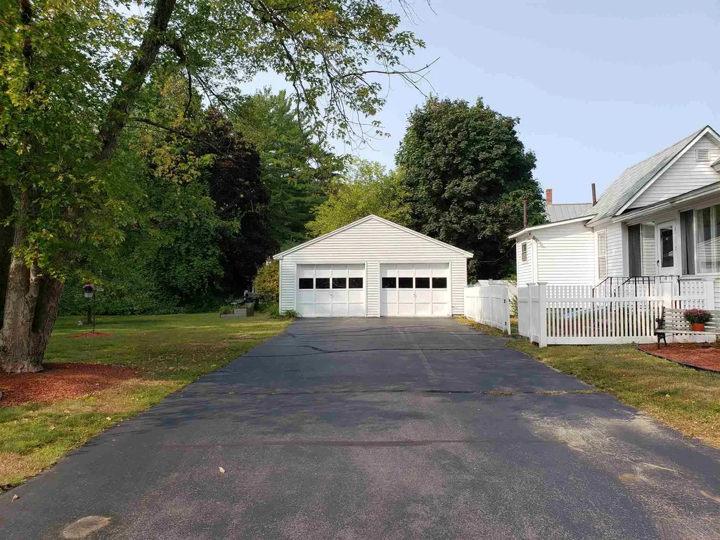 82 Lilac Street Concord NH 03303-1893