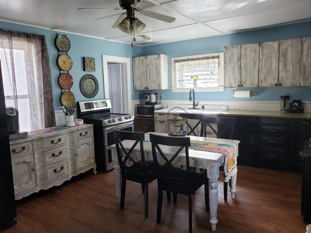 82 Lilac Street Concord NH 03303-1893