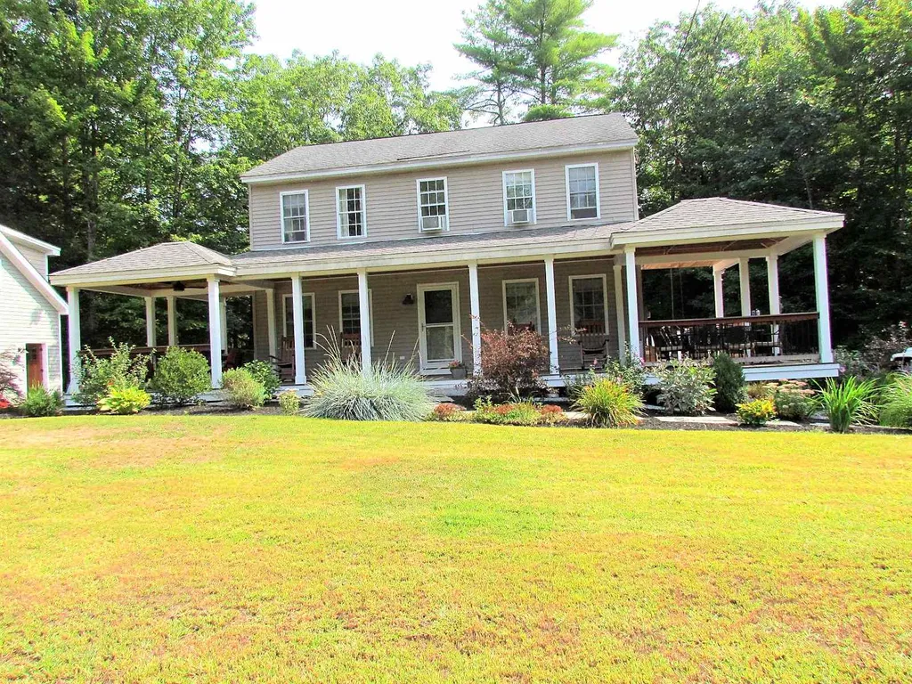 132 New Hampshire Drive Webster NH 03303
