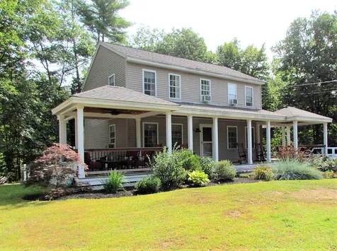 132 New Hampshire Drive Webster NH 03303