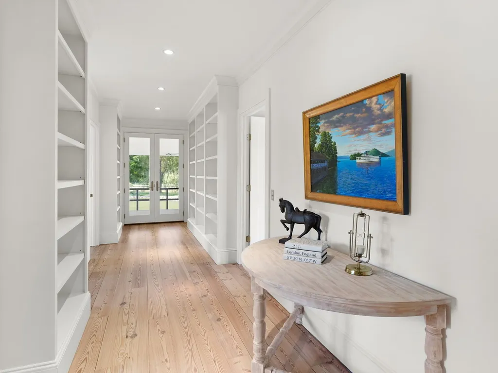 5261 Lake Road Charlotte VT 05445