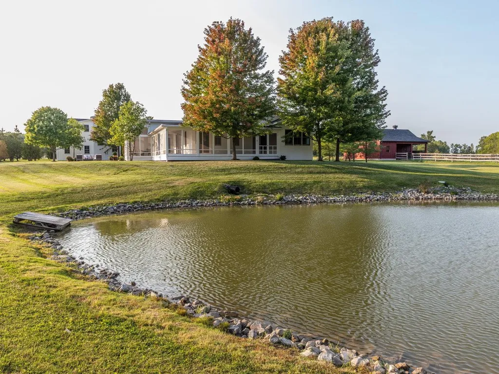5261 Lake Road Charlotte VT 05445