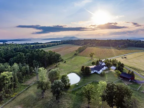 5261 Lake Road Charlotte VT 05445
