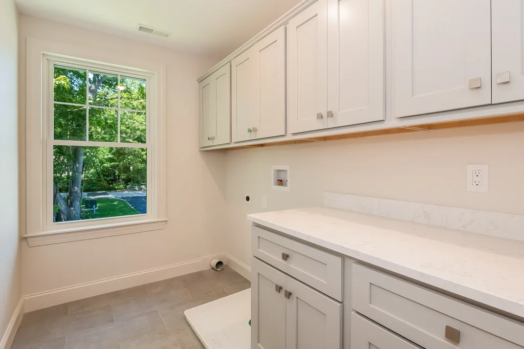 10 Big Rock Road Rye NH 03870