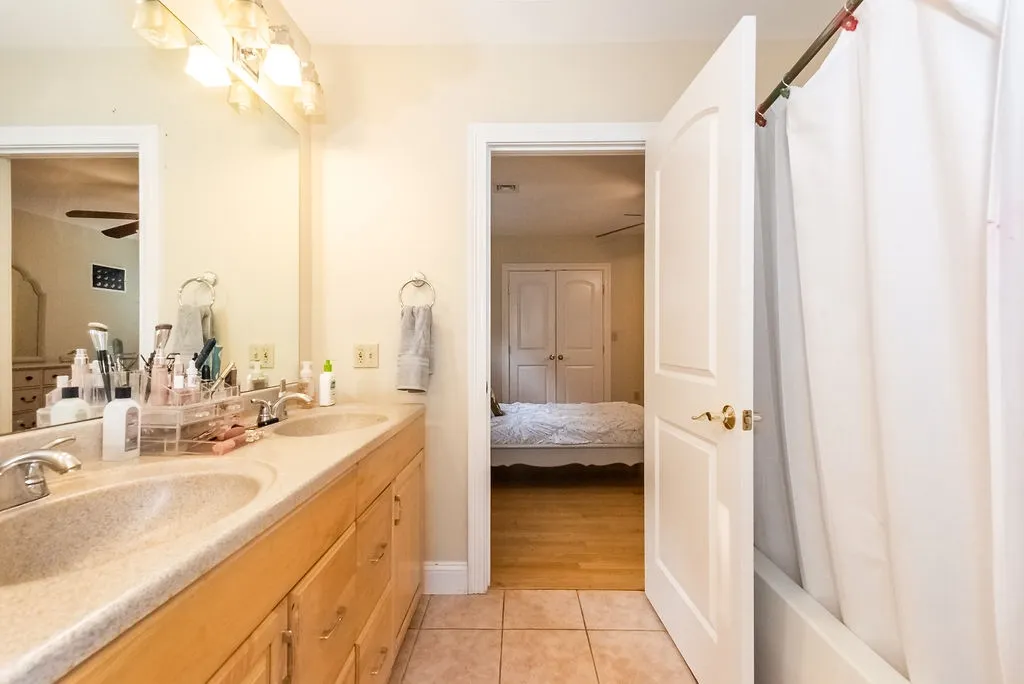 7 Sinclair Drive Exeter NH 03833