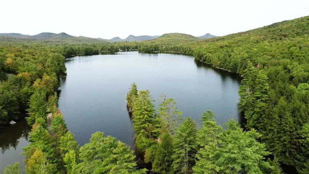902 South County Road Groton VT 05046
