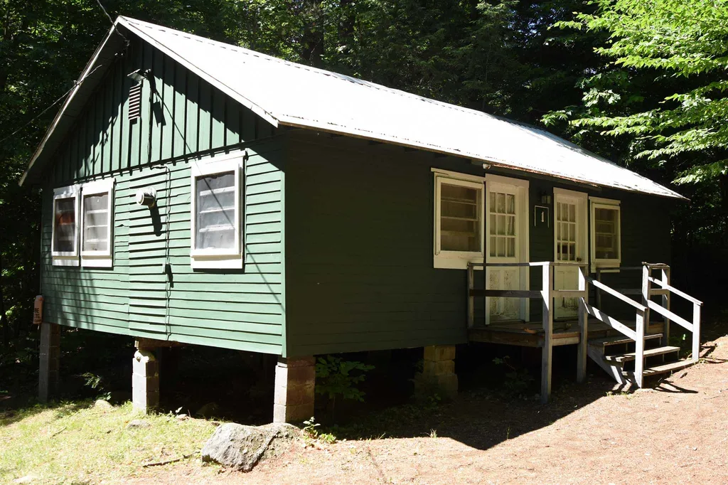 29 White Pond Road Windsor NH 03244-7714