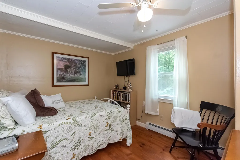 19 Thomas Street Rochester NH 03867