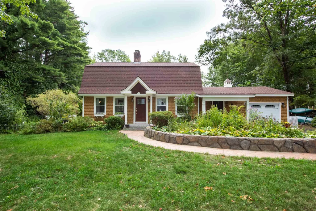 19 Thomas Street Rochester NH 03867