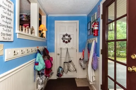 19 Thomas Street Rochester NH 03867