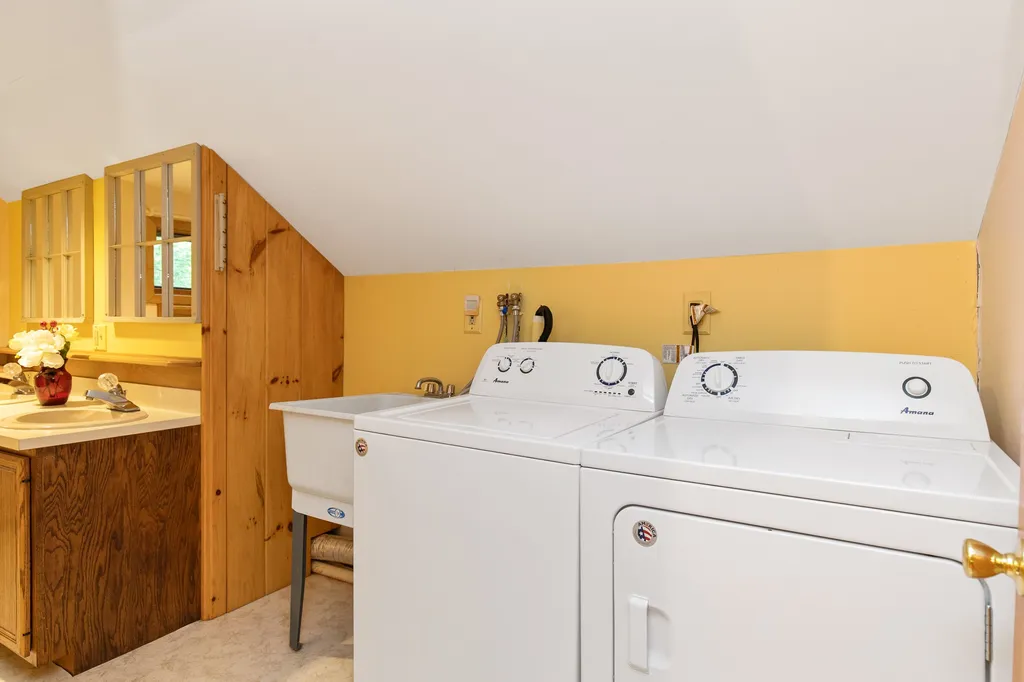 363 Jenness Pond Road Northwood NH 03261