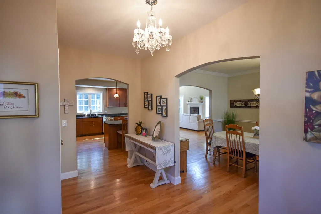 81 Boxwood Lane Dover NH 03820