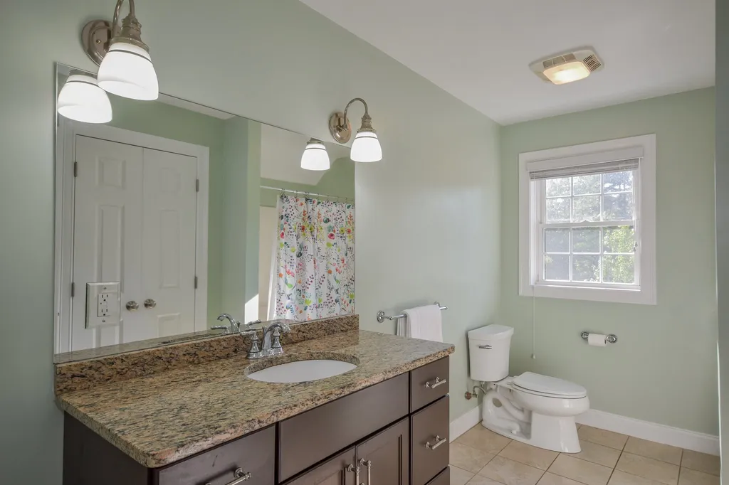 81 Boxwood Lane Dover NH 03820