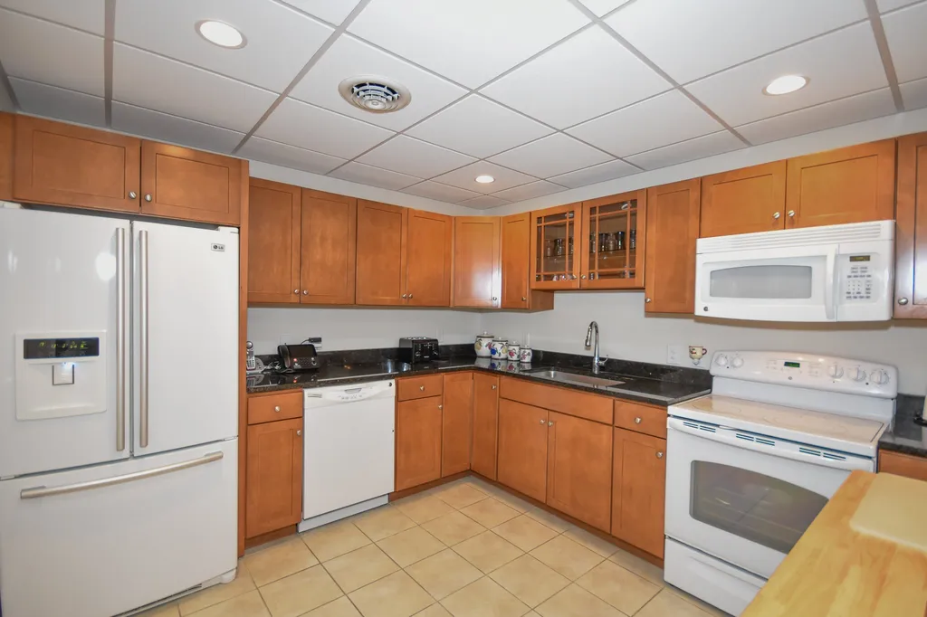 81 Boxwood Lane Dover NH 03820