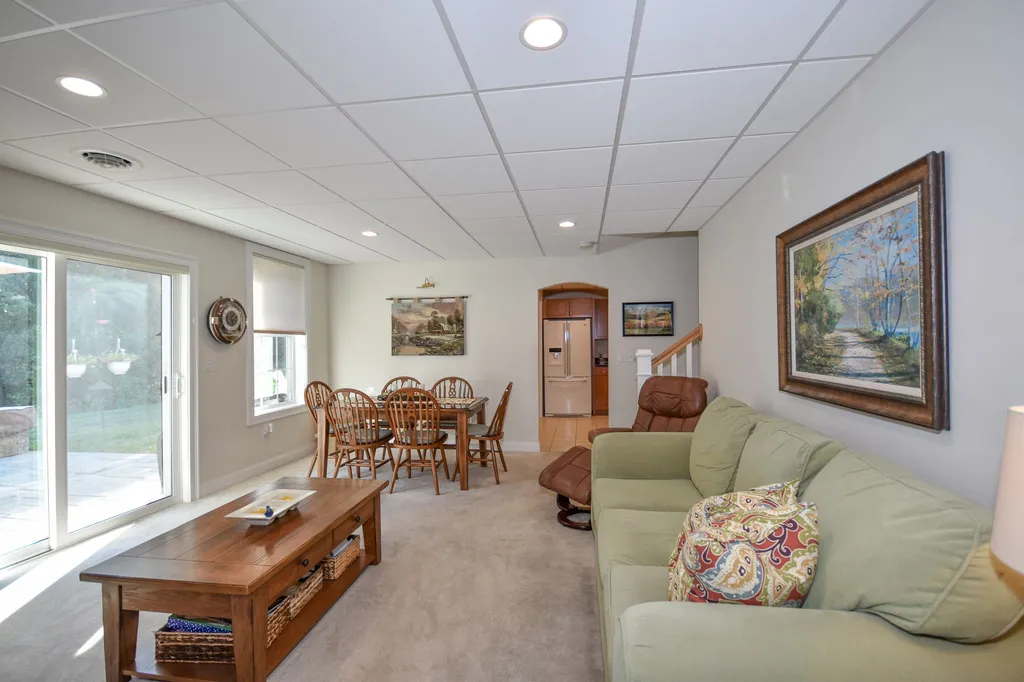 81 Boxwood Lane Dover NH 03820