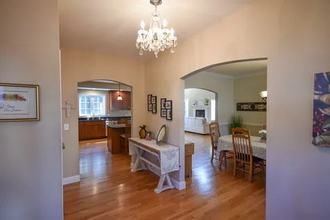 81 Boxwood Lane Dover NH 03820