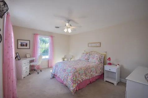 81 Boxwood Lane Dover NH 03820