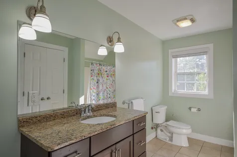 81 Boxwood Lane Dover NH 03820