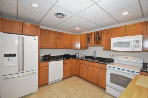 81 Boxwood Lane Dover NH 03820