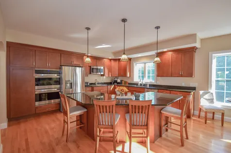 81 Boxwood Lane Dover NH 03820