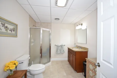 81 Boxwood Lane Dover NH 03820