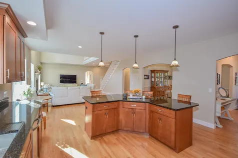 81 Boxwood Lane Dover NH 03820