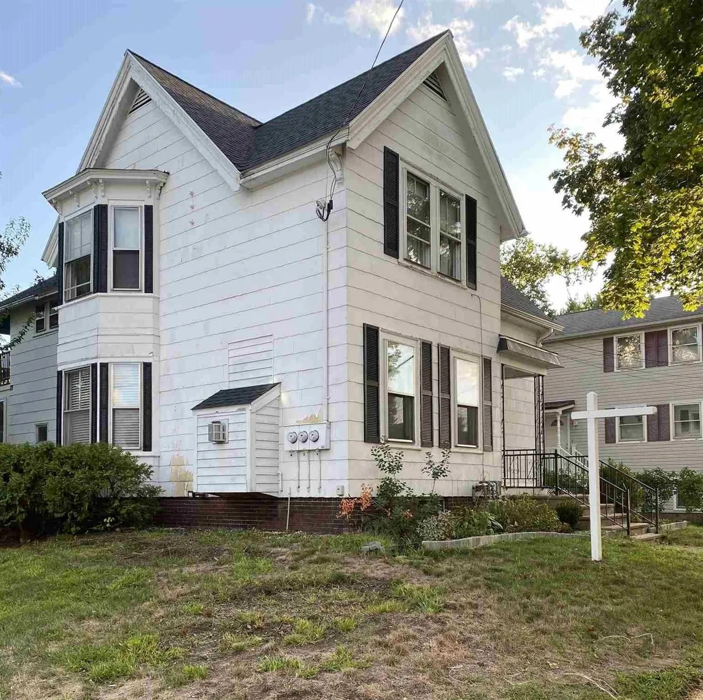 867 Clay Street Manchester NH 03103