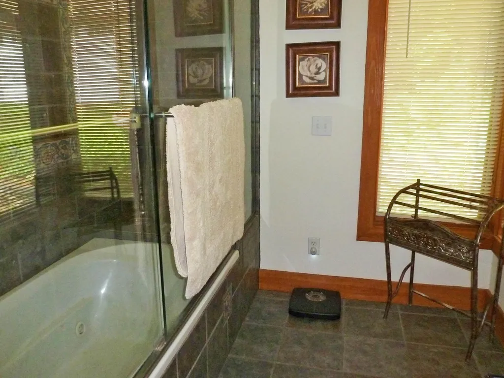 831 Phen Basin Road Fayston VT 05673