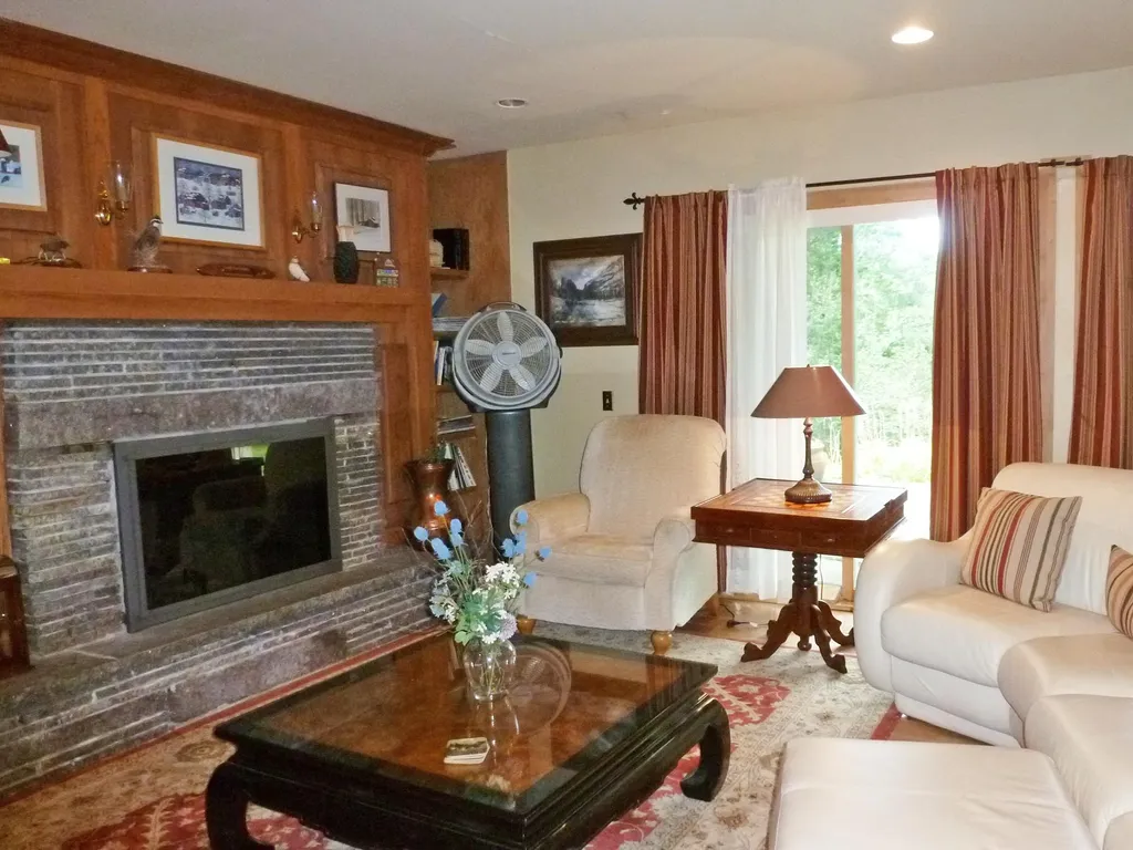 831 Phen Basin Road Fayston VT 05673