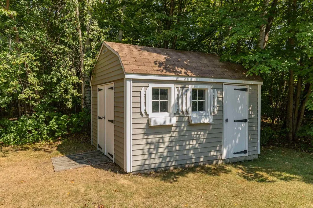3 Homestead Lane Brentwood NH 03833