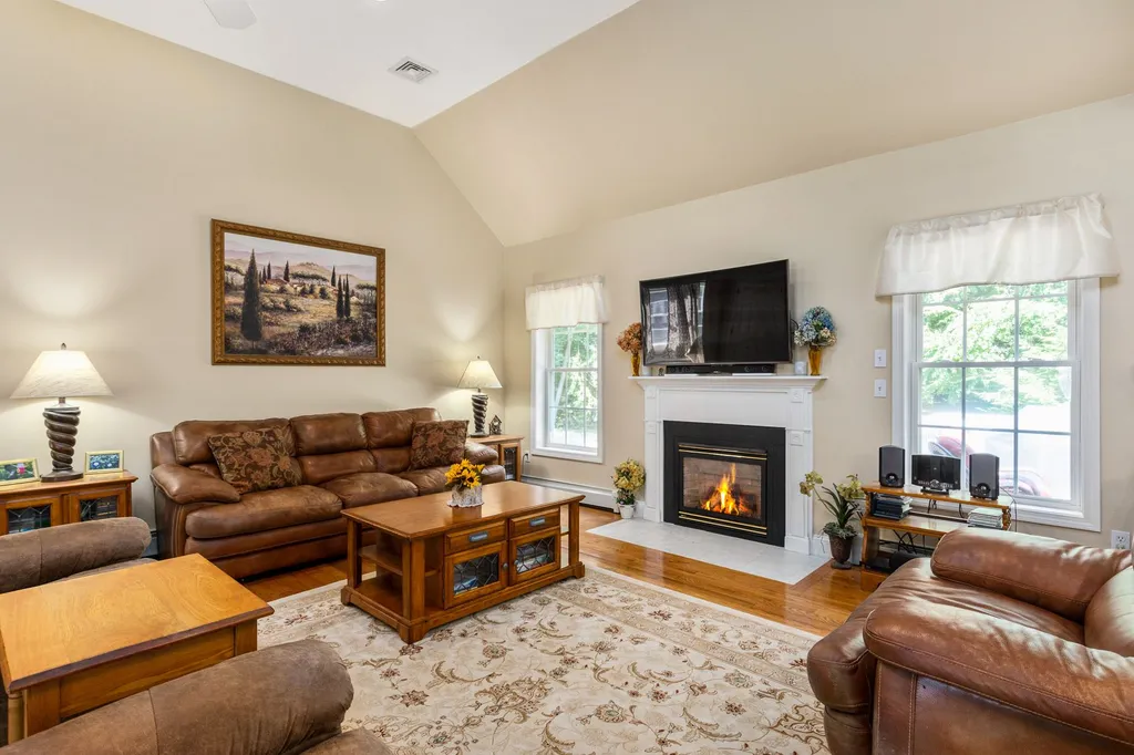 3 Homestead Lane Brentwood NH 03833