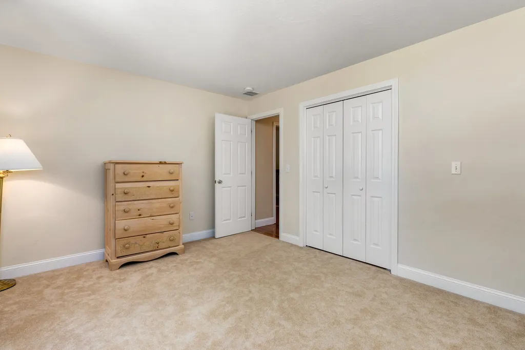 3 Homestead Lane Brentwood NH 03833
