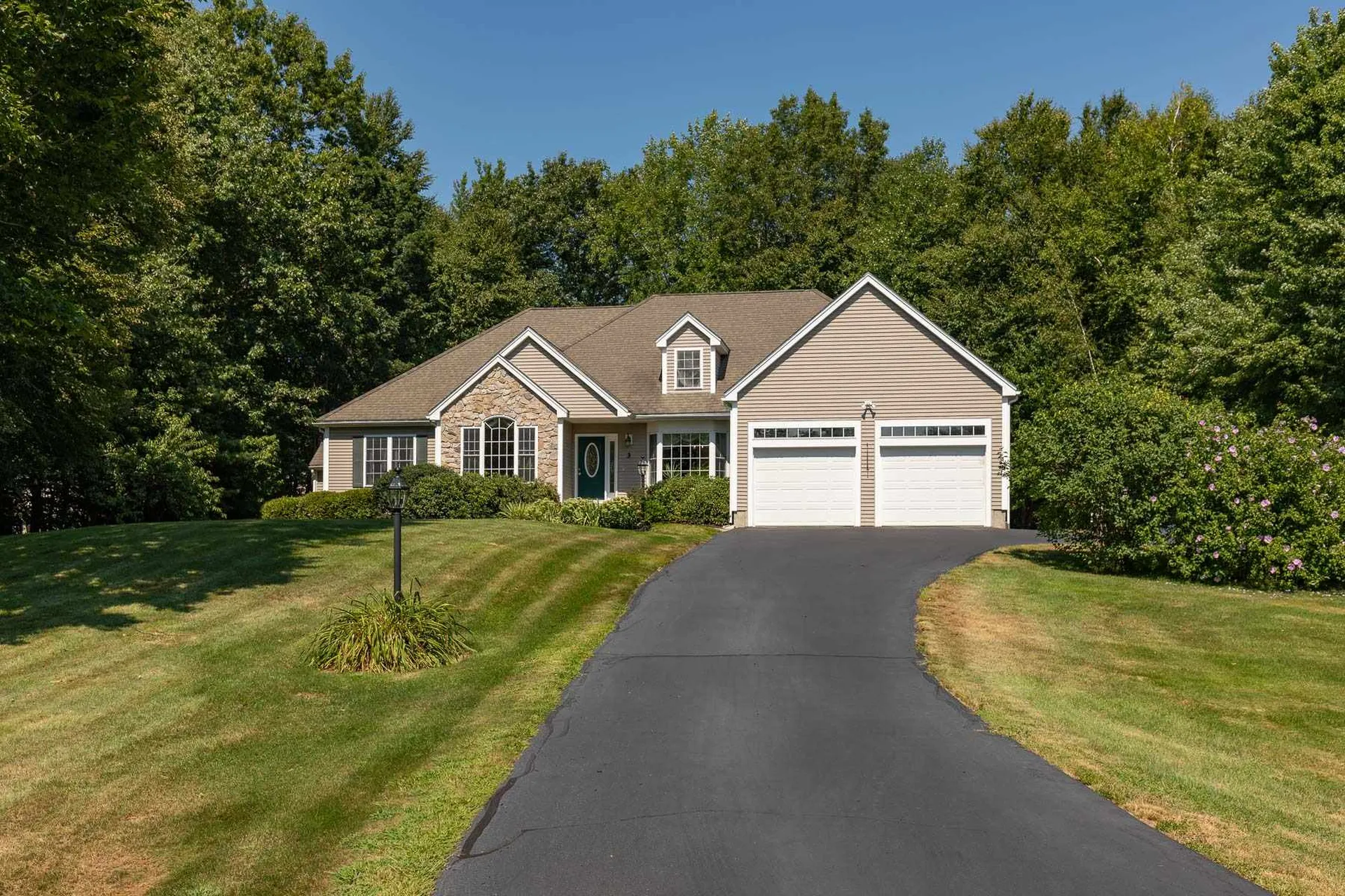 3 Homestead Lane Brentwood NH 03833