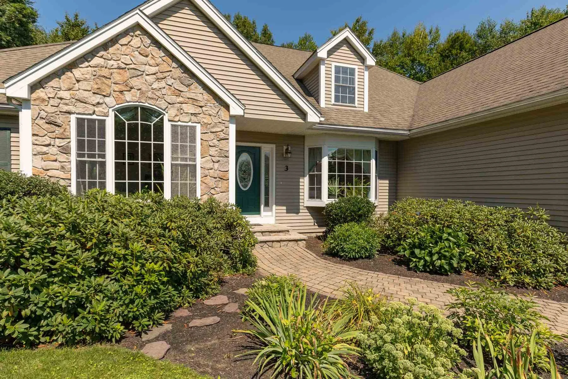 3 Homestead Lane Brentwood NH 03833