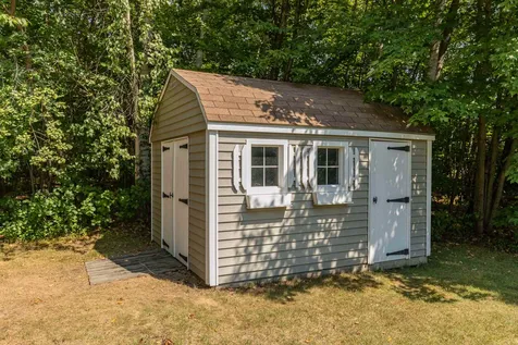 3 Homestead Lane Brentwood NH 03833