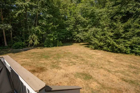 3 Homestead Lane Brentwood NH 03833