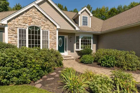 3 Homestead Lane Brentwood NH 03833