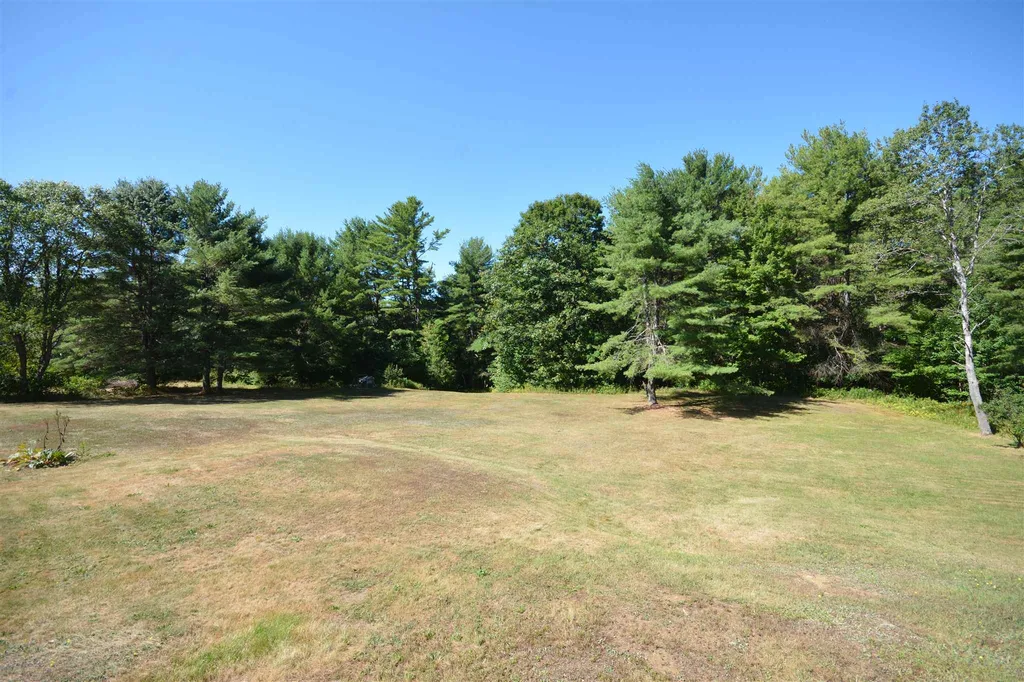 245 Hoadley Road Belmont NH 03220