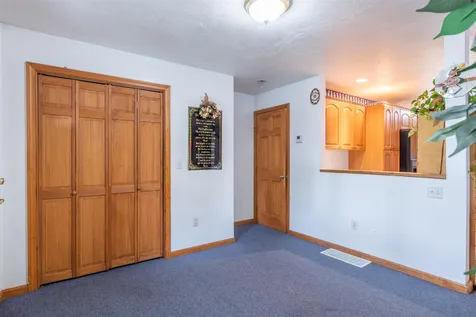 14 Riverside Avenue Hudson NH 03051
