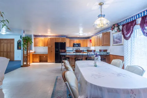 14 Riverside Avenue Hudson NH 03051