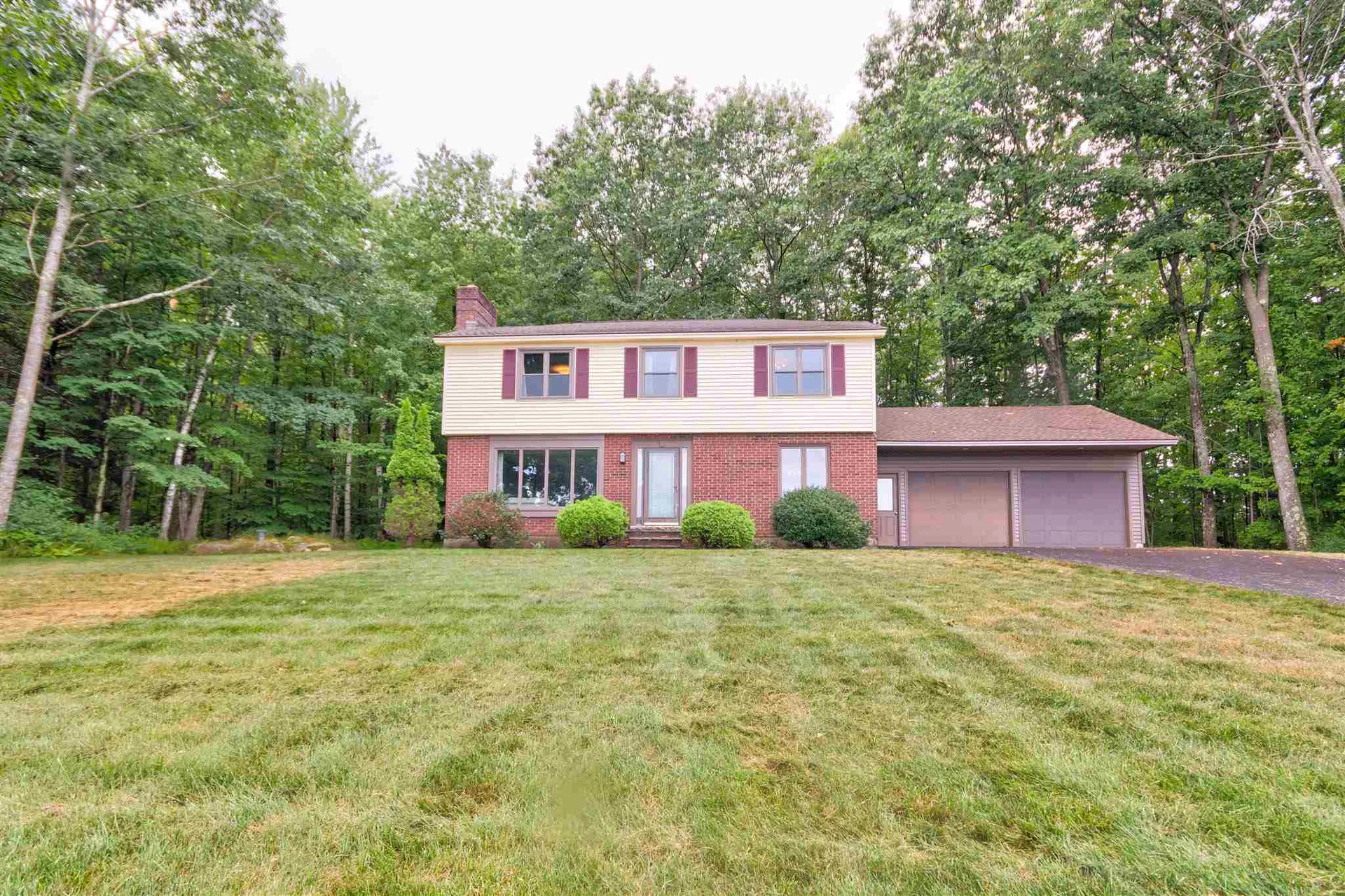66 Blueberry Lane Northfield NH 03276-4602