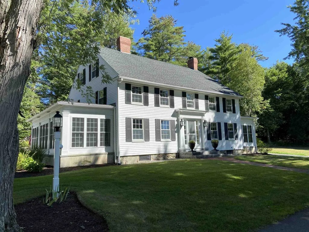 108 Parker Station Road Goffstown NH 03045