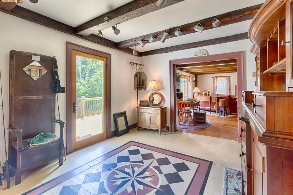 198 Middleton Road Wolfeboro NH 03894