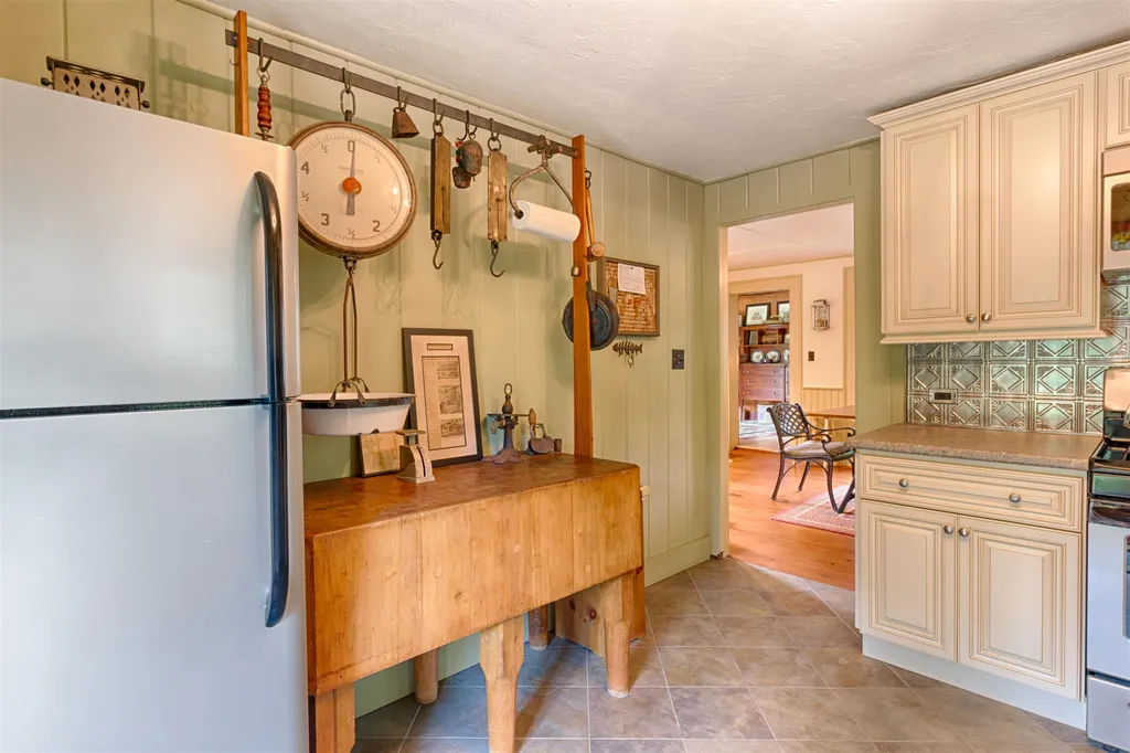 198 Middleton Road Wolfeboro NH 03894